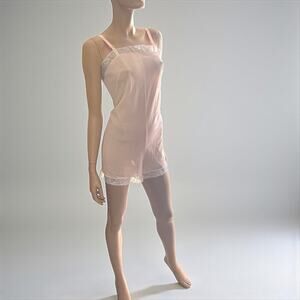 Vintage Pink Teddy Size 34 White Lace Gaymode Lingerie Romper